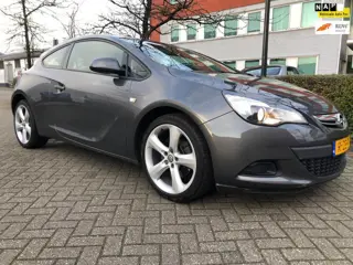 Opel Astra GTC 1.4 Turbo Sport