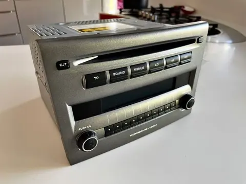 Radio - Auto radio d’origine Porsche CDR 24 - Porsche - Na