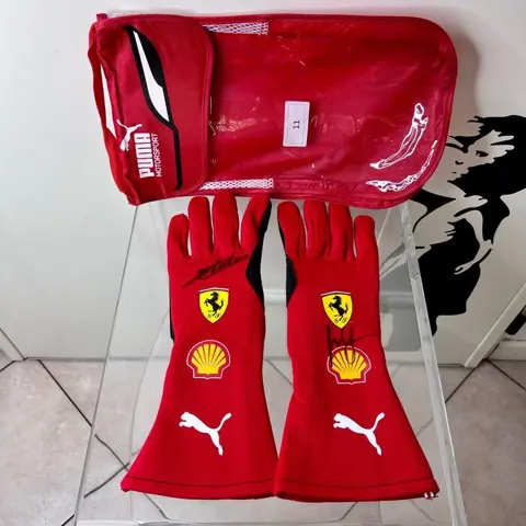 Ferrari - Formule 1 - Carlos Sainz Jr. - Charles Leclerc -