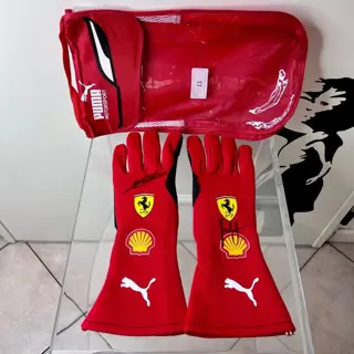 Ferrari - Formule 1 - Carlos Sainz Jr. - Charles Leclerc -
