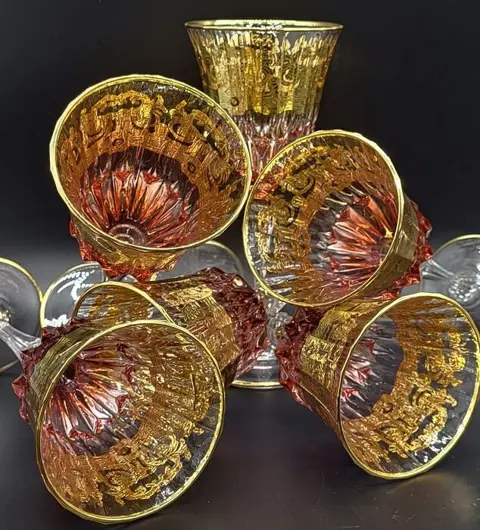 Roze luxe reuzenbekers rijk aan goud (6) - Barok - .999 (24