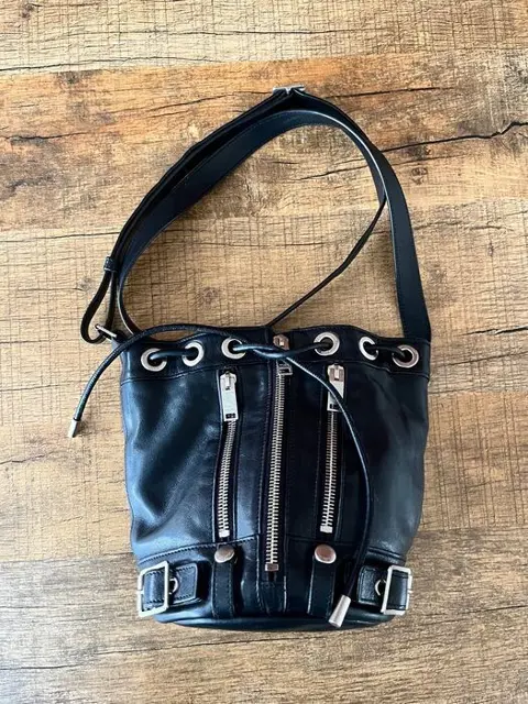 Yves Saint Laurent - Schoudertas