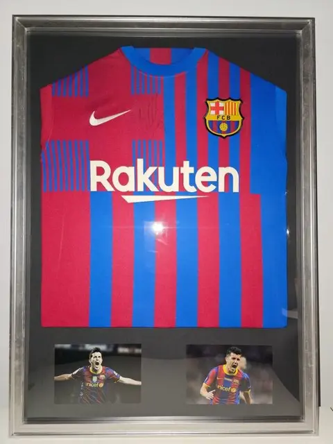 FC Barcelona - David Villa - Jersey(s)
