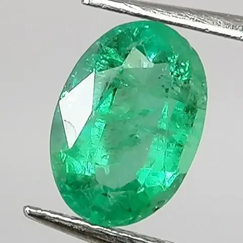 Smaragd - 0.90 ct