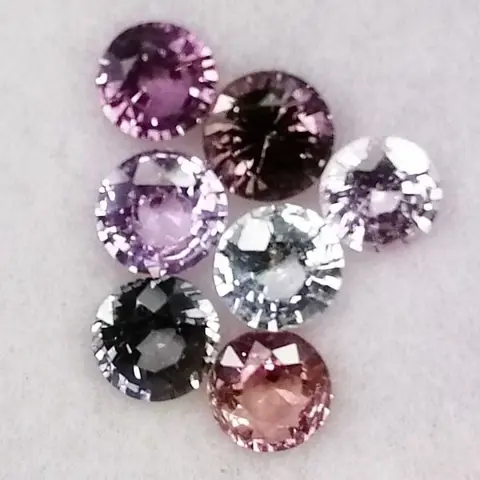 7 pcsVeelkleurige Saffier - 2.59 ct