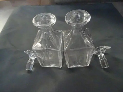 Baccarat - Karaf (2) - Art Deco - Kristal