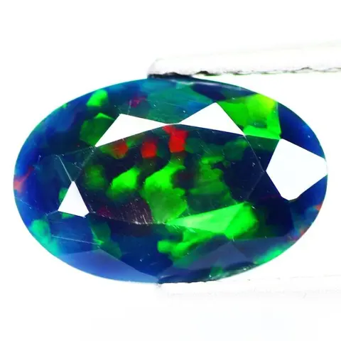 Opaal gefacetteerd ovaal - 11.56×7.7×5.2 mm - 0.37 g - (1)