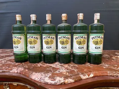 Pitman - Finest Dry Gin - b. Jaren 1970 - 1,0 Liter - 6