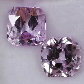2 pcsKunziet - 9.93 ct