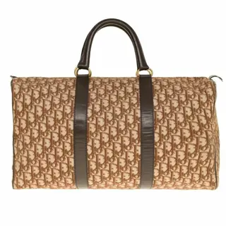 Christian Dior - Reistas