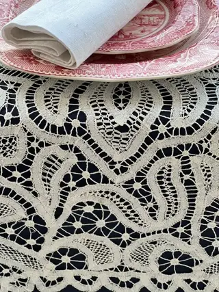 Antiek handgemaakt kanten tafelkleed. (1) - Veter.