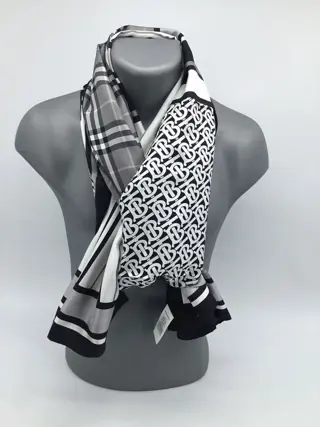 Burberry - tartan //TB//archives.210/70 cm - Sjaal