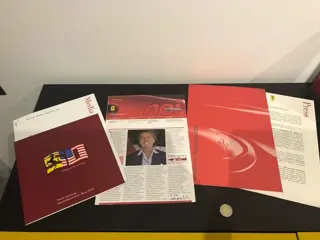 Brochures/catalogi - Press papers Ferrari Detroit and