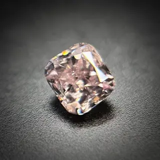 1 pcs Diamant - 0.24 ct - Cushion - fancy lichtroze bruin -