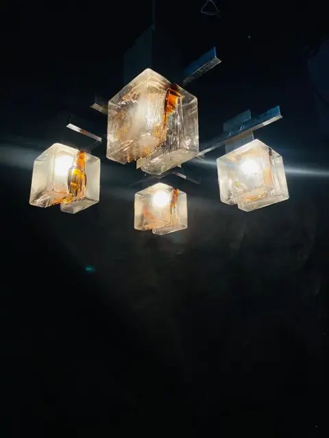 AV Mazzega - Kroonluchter - Cubi