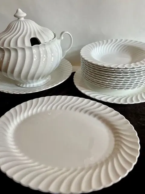 Johnson Bros. - Bord(en), Dienblad(en), Tafelservies