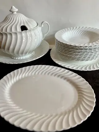 Johnson Bros. - Bord(en), Dienblad(en), Tafelservies