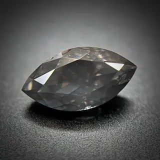 1 pcs Diamant - 0.58 ct - Markies - deftig donker grijs -