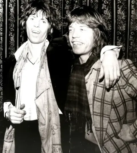 Wide World Photo/Chuck Pulin - (2x) Mick Jagger &amp; Keith