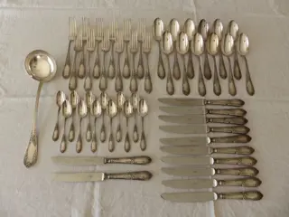 Huisvrouw Chambly / Sfam (49) - Verzilverd