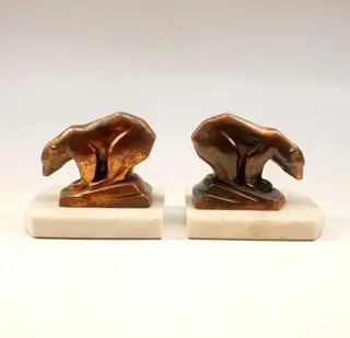 Paar brons gepatineerde "Polar Bears" boekensteunen. Art