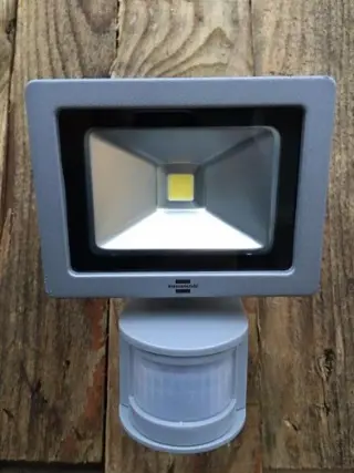 Led lamp met bewegingsmelder + chip , tuin , lamp