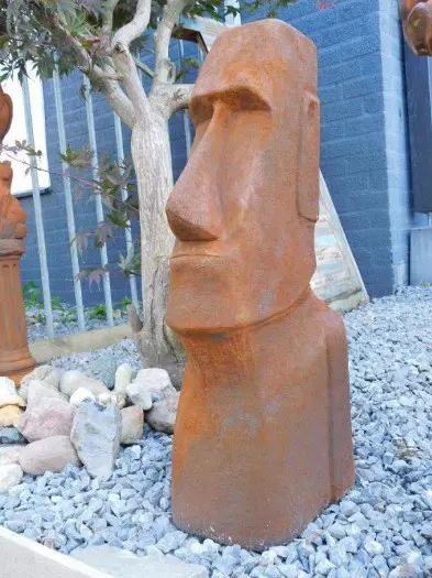 Tuinbeeld,moai