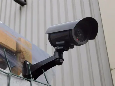 Dummy,camera, bewakingscamera, grundig