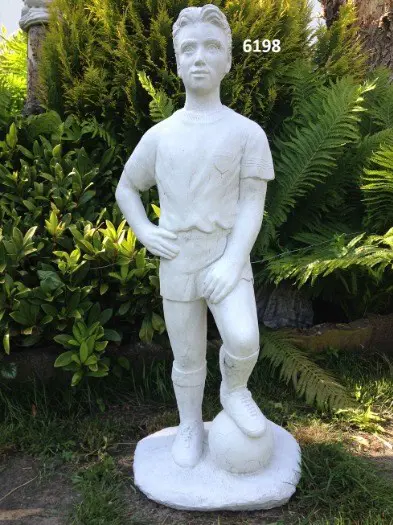 VOETBALLER / keeper / scheidsrechter.