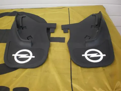 Spatlappen Opel Vectra A sedan achter 90348625 NIEUW