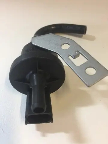 90570955 Ontluchtingsklep Opel Corsa B