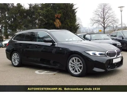 BMW 3 Serie Touring 330d 286 PK M-Sport ACC Head-Up EL. Sportstoelen Trekhaak