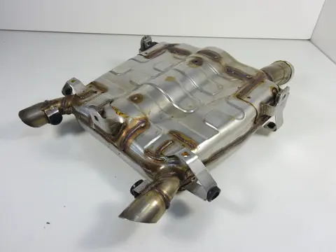 UITLAAT Suzuki GSR 600 2006 - 2009