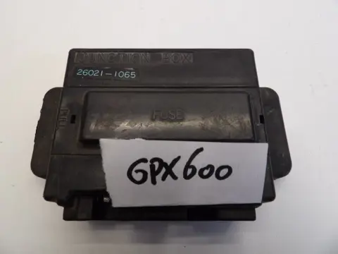 ZEKERINGKAST Kawasaki GPX 600 1988 - 1994