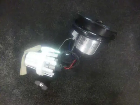 BRANDSTOFPOMP BMW R 1200 GS LC 2013 - 2016