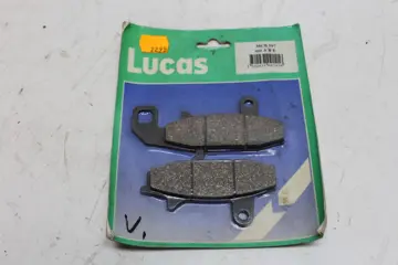 REMBLOKKEN VOOR Suzuki DR 750 1987 - 1989