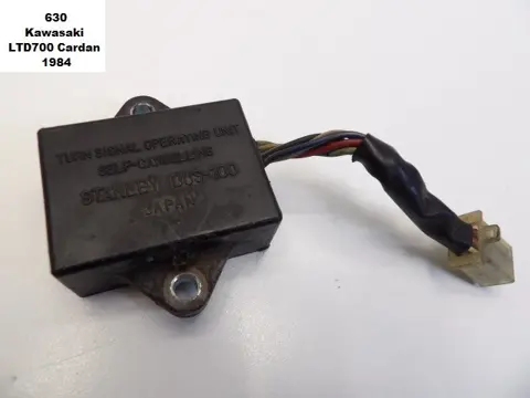 RELAIS Kawasaki LTD 700 1970 - 2012