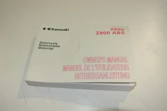 INSTRUCTIEBOEKJE Kawasaki Z 800 2013 - 2014