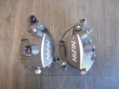 REMKLAUWEN Triumph Trident 660 2021 - 2023