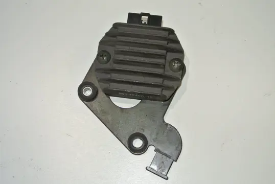 SPANNINGSREGELAAR Suzuki XF 650 Freewind 1997 - 1999
