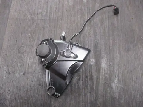 MOTORBLOKDEKSEL VOORTANDWIEL Suzuki GSR 750 2011 - 2016