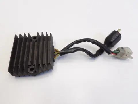 SPANNINGSREGELAAR Honda VFR 750 1986 - 1989
