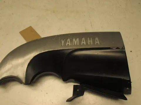 RECHTER LUCHTAANZUIGBUIS Yamaha V max 1987 - 2002