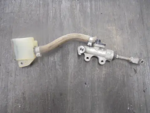 REMPOMP ACHTER Suzuki GSX R 750 1994 - 1995