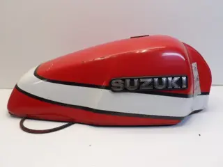 TANK Suzuki GSX 750 1980 - 1982