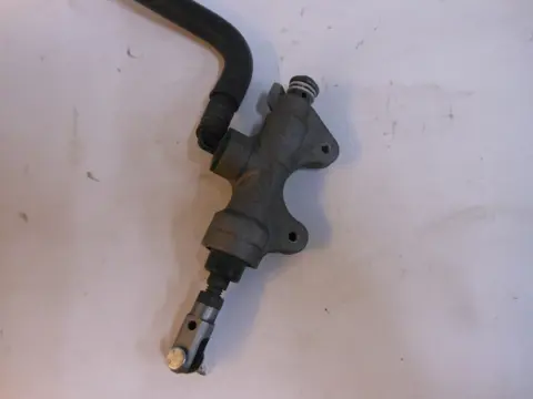 REMPOMP ACHTER Yamaha YZF R6 1998 - 2002