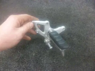 RECHTER SCHETSPLAAT BMW R 1200 R 2011 2011 - 2014