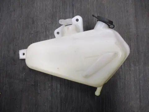 KOELVLOEISTOF RESERVOIR Triumph Tiger 800 2010 - 2014