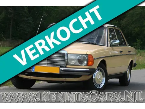 Mercedes-Benz 1981 200 DIESEL 123-serie sedan Sedan