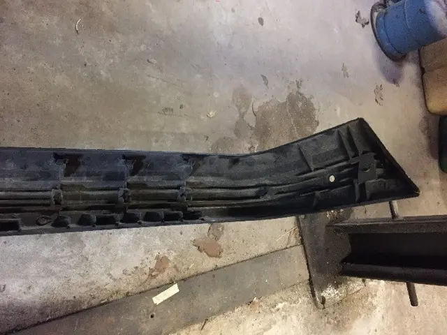 Voorbumper Opel Ascona B 90102044